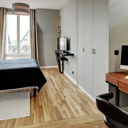Superb With Terrace And Private Gym Appartement *